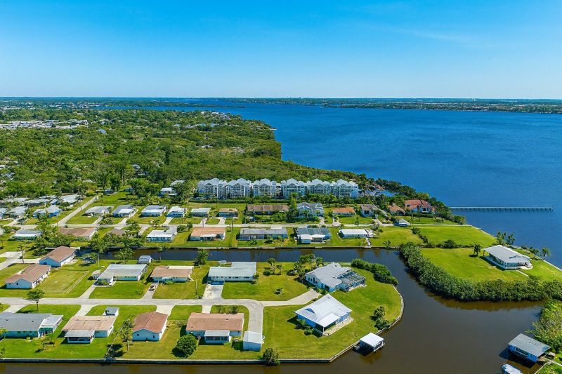 Local Windows Installation pros at work